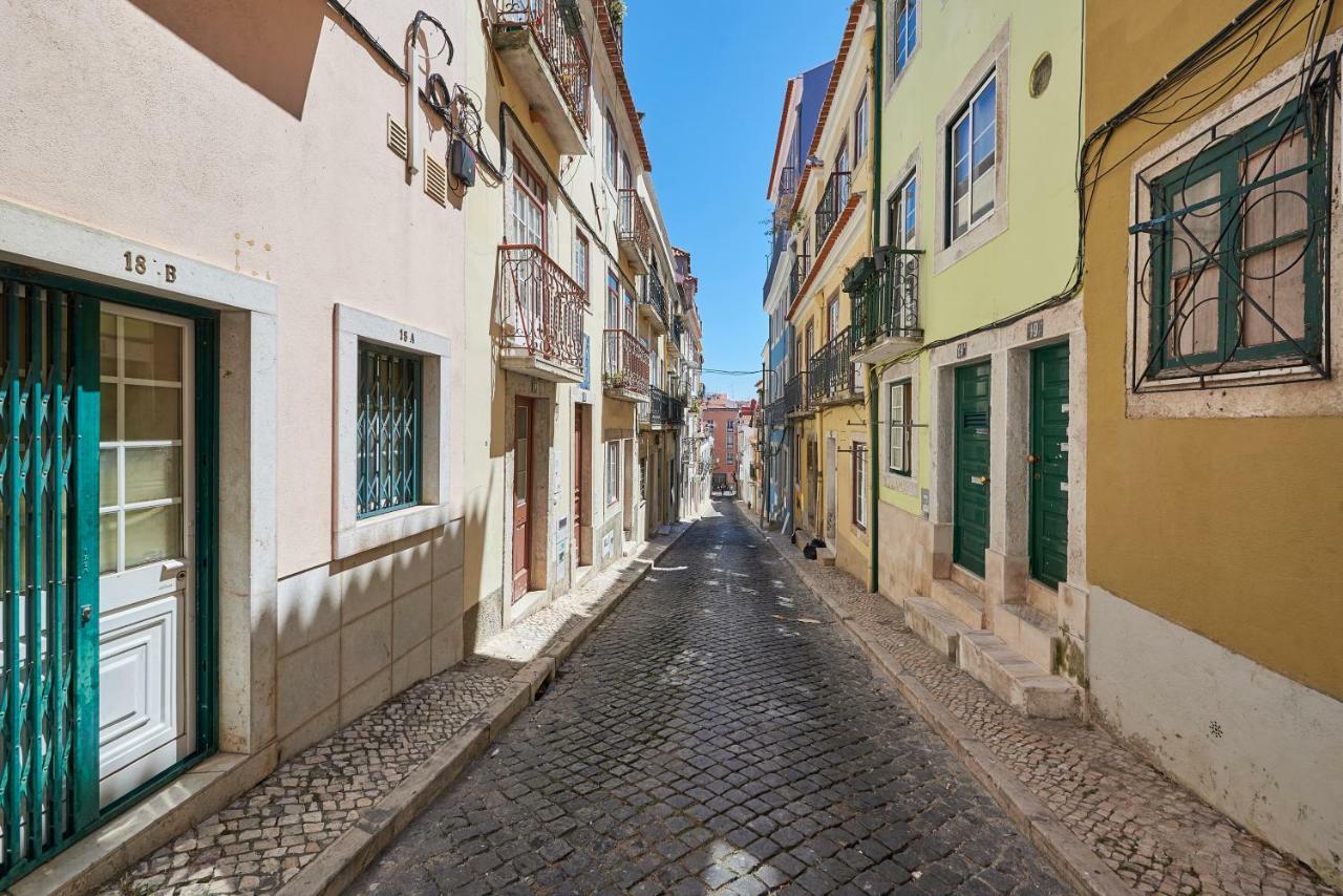 Cozy Apartment In Historic Center With Terrace リスボン エクステリア 写真