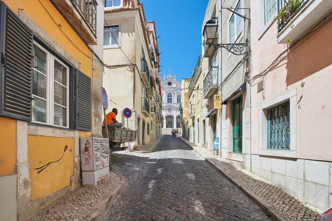 Cozy Apartment In Historic Center With Terrace リスボン エクステリア 写真